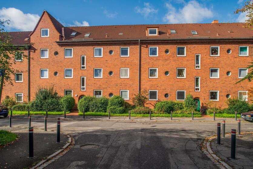 Wohnung zum Mieten in Kiel 411 € 40.72 m²