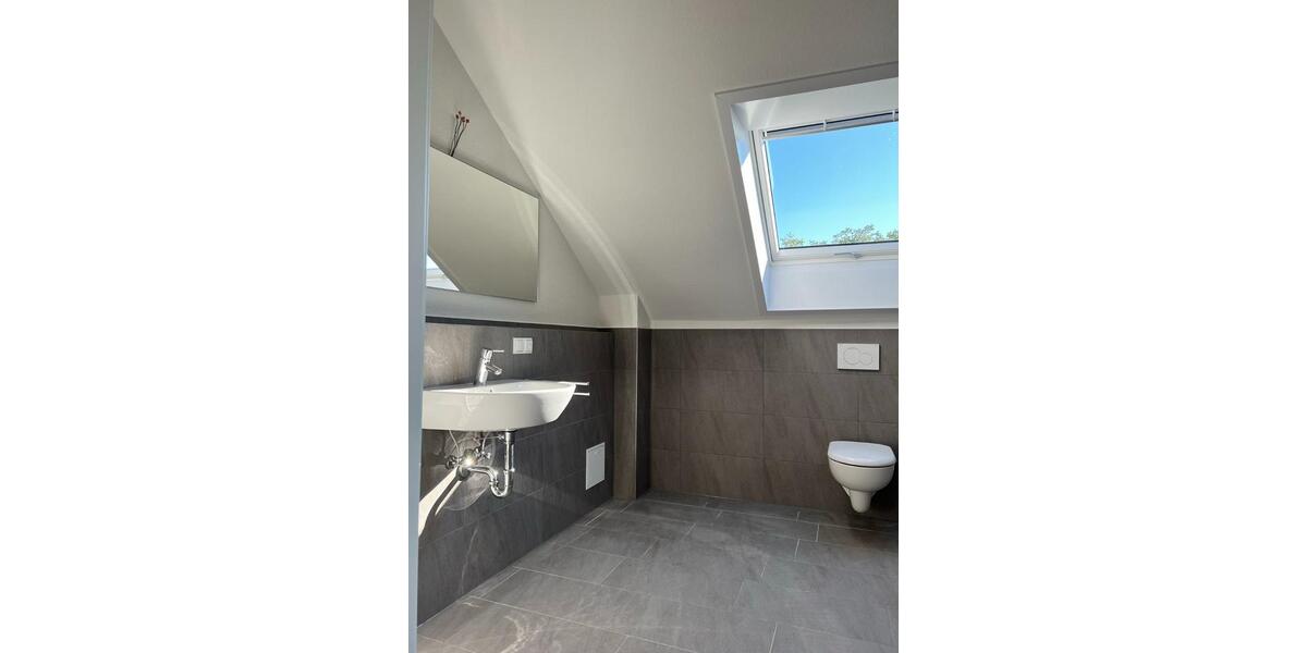 Dachgeschoßwohnung Bermatingen - 3 Zimmer, 95 m&sup2;, 1.300&euro; | Angebot:24567242