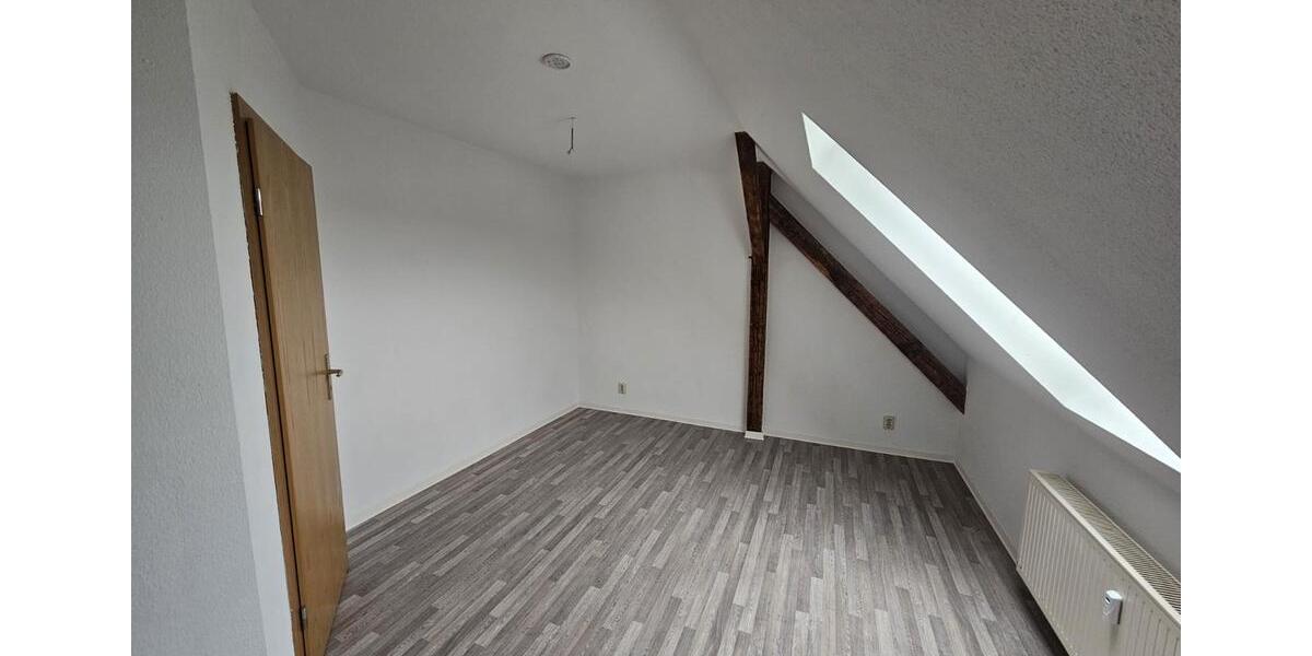 Dachgeschoßwohnung Zittau - 2 Zimmer, 55 m&sup2;, 275&euro; | Angebot:26556927