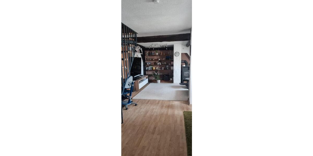 Etagenwohnung Trendelburg - 5 Zimmer, 97 m&sup2;, 540&euro; | Angebot:25759564