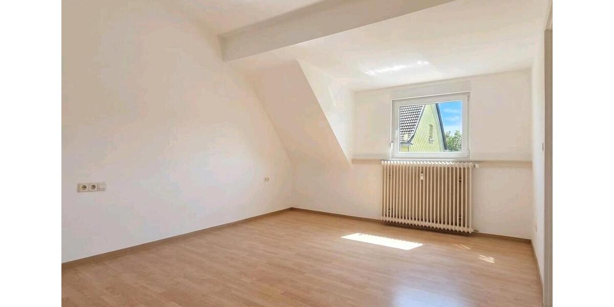 Dachgeschoßwohnung Sulzbach (Saar) - 2 Zimmer, 55 m&sup2;, 430&euro; | Angebot:26516545