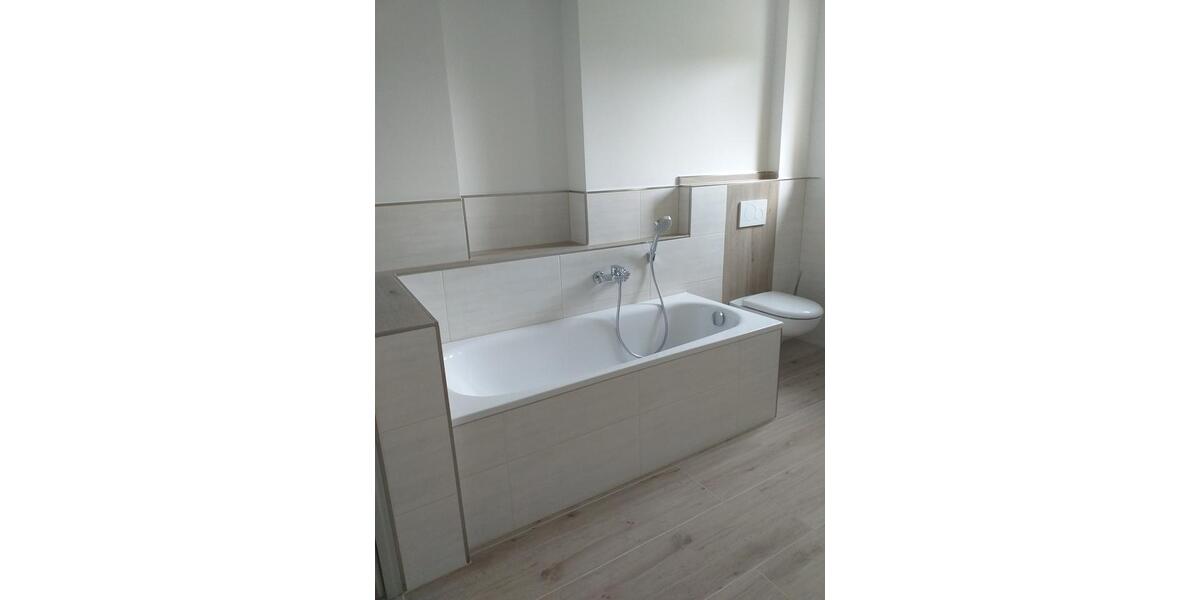 Erdgeschoßwohnung Breitenworbis - 4 Zimmer, 119 m&sup2;, 1.050&euro; | Angebot:26689674