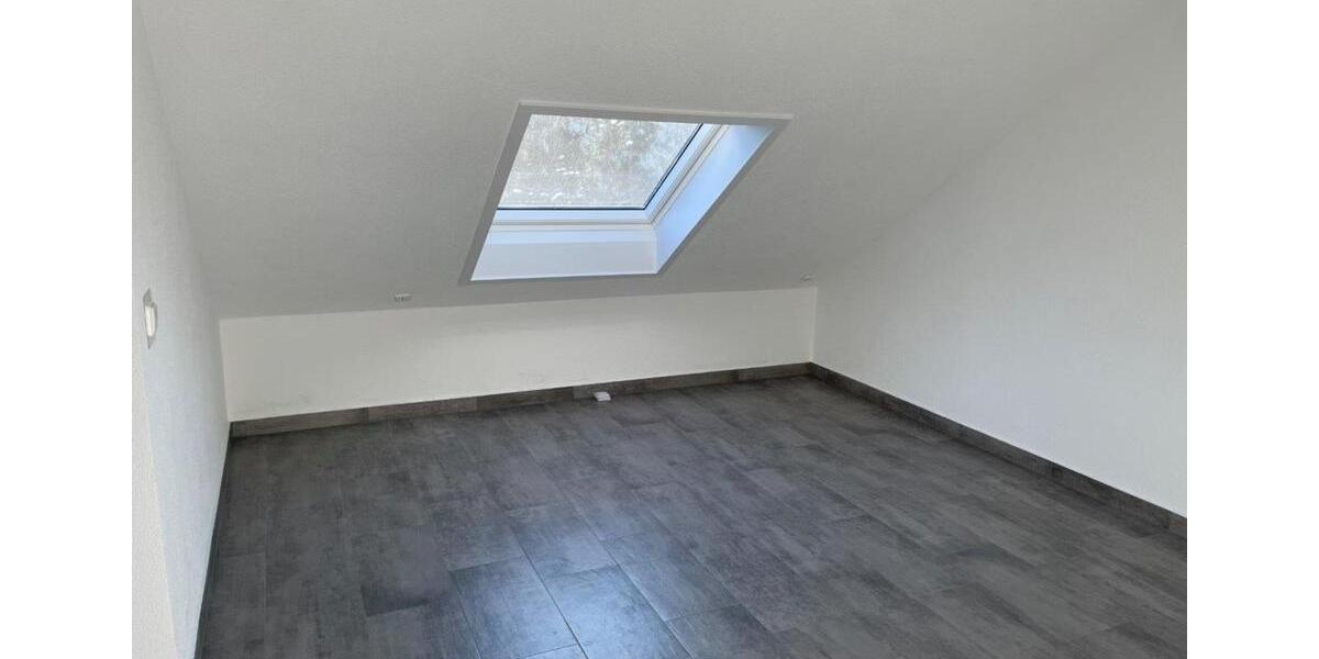 Exkl. offene 2-Zi-Wgh Nutzﬂäche 95,40 m2 Loft-Charakter Balkon 2 zimmer