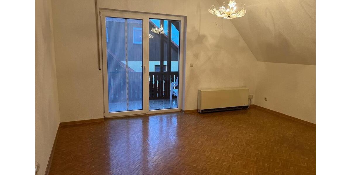 Etagenwohnung Rosenberg - 4 Zimmer, 90 m&sup2;, 850&euro; | Angebot:26423357