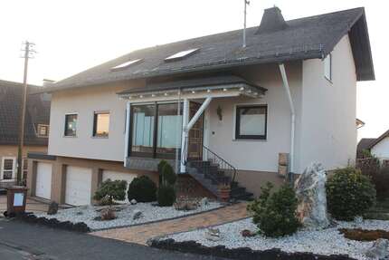 Wohnung Kirchen - 4 Zimmer, 154 m&sup2;, 850&euro; | Angebot:25496080