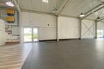 Vielseitige Gewerbehalle – ideal für Handel, Studio oder Lager zimmer