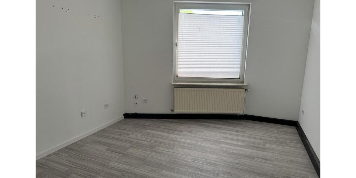 Etagenwohnung Uslar - 4 Zimmer, 110 m&sup2;, 680&euro; | Angebot:26518453