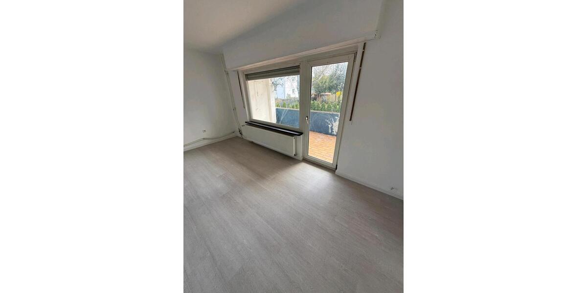 Etagenwohnung Hannover Buchholz-Kleefeld - 4 Zimmer, 100 m&sup2;, 1.600&euro; | Angebot:25962436