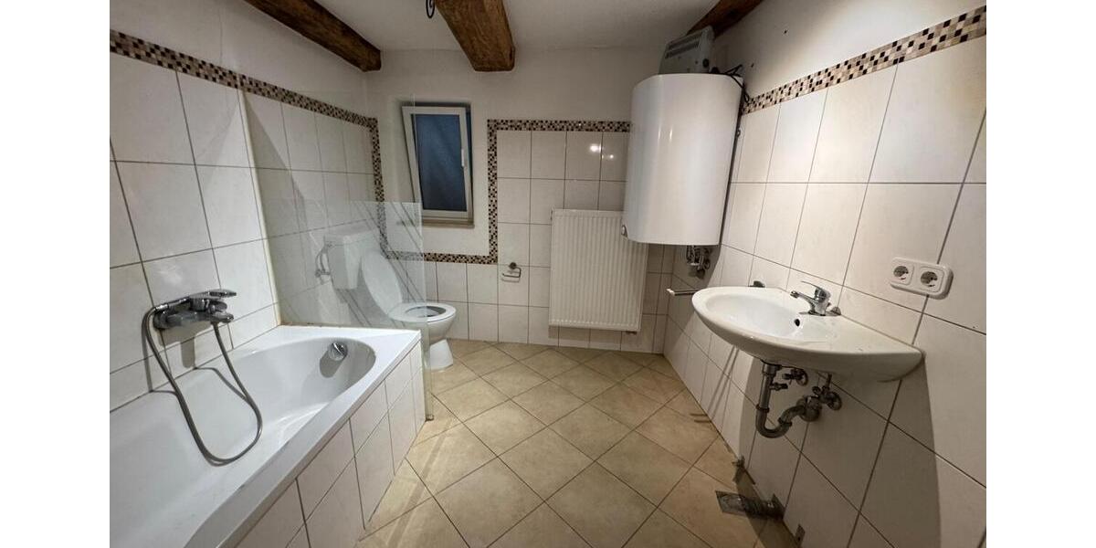 Einfamilienhaus Eggenfelden - 4.5 Zimmer, 109 m&sup2;, 960&euro; | Angebot:26087914