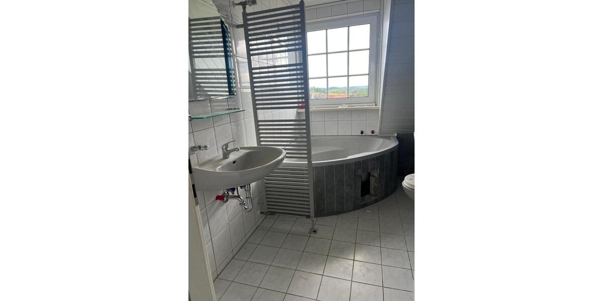 Maisonettenwohnung Lügde - 3 Zimmer, 100 m&sup2;, 710&euro; | Angebot:21793665