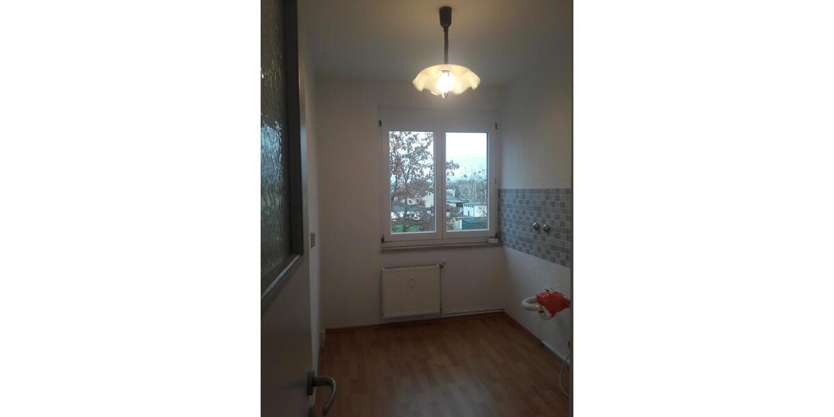 Etagenwohnung Zerbst (Anhalt) - 3 Zimmer, 57 m&sup2;, 320&euro; | Angebot:26505455