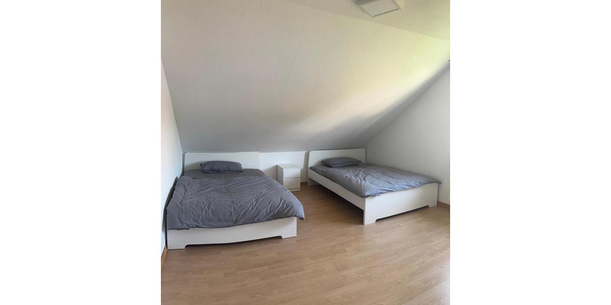 2,5 Dachgeschosswohnung 2 zimmer