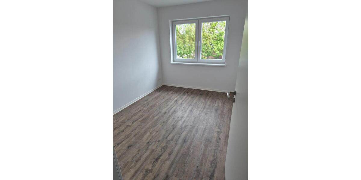 Etagenwohnung Rechlin - 3 Zimmer, 83 m&sup2;, 835&euro; | Angebot:26459902