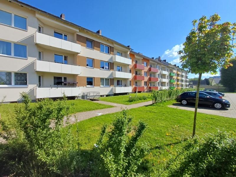 Gut geschnittene 3-Zimmer-Wohnung mit Balkon zimmer