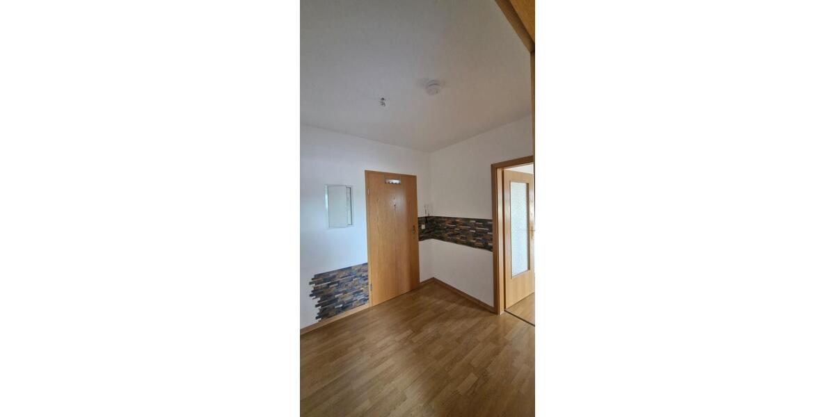 Dachgeschoßwohnung Gera Alt-Bieblach - 1.5 Zimmer, 47 m&sup2;, 258&euro; | Angebot:25270490