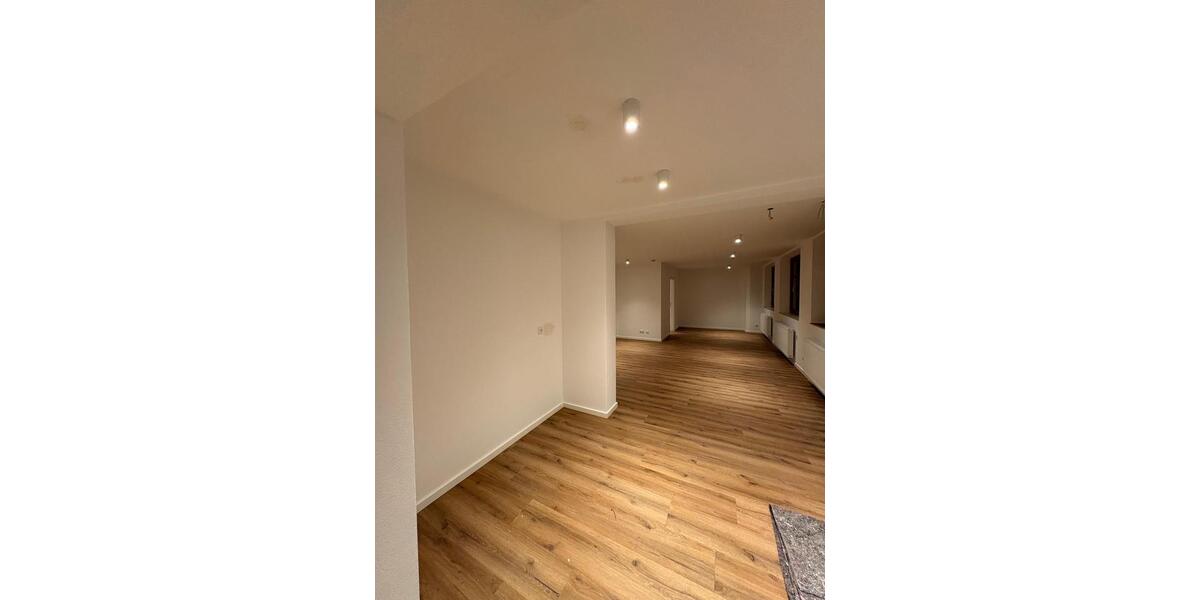 2-Zimmer-Wohnung Stadtamhof- Erstbezug nach Komplettsanierung! 2 zimmer