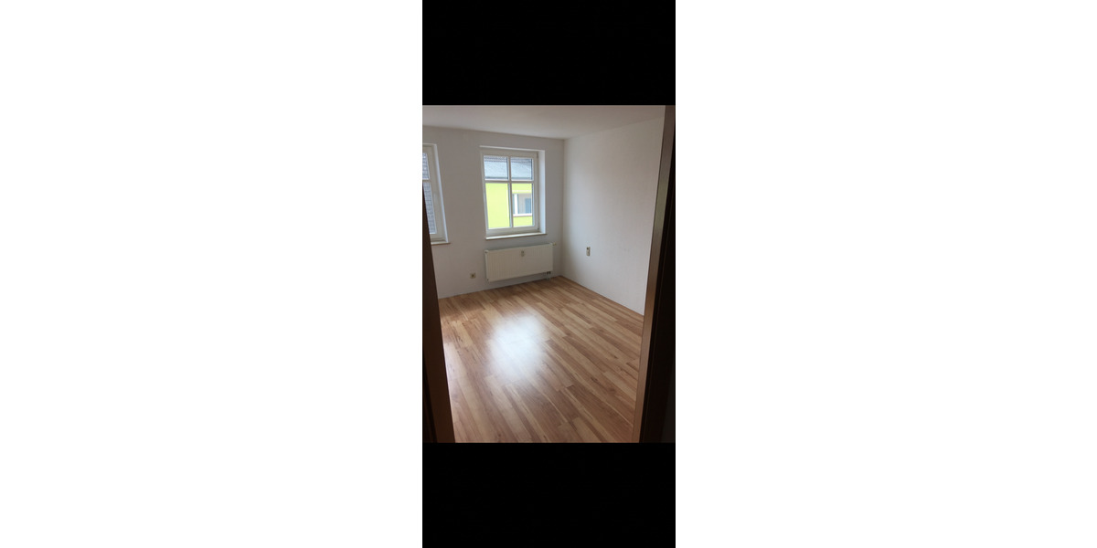 Hochparterre Marlow - 4 Zimmer, 100 m&sup2;, 900&euro; | Angebot:24511864