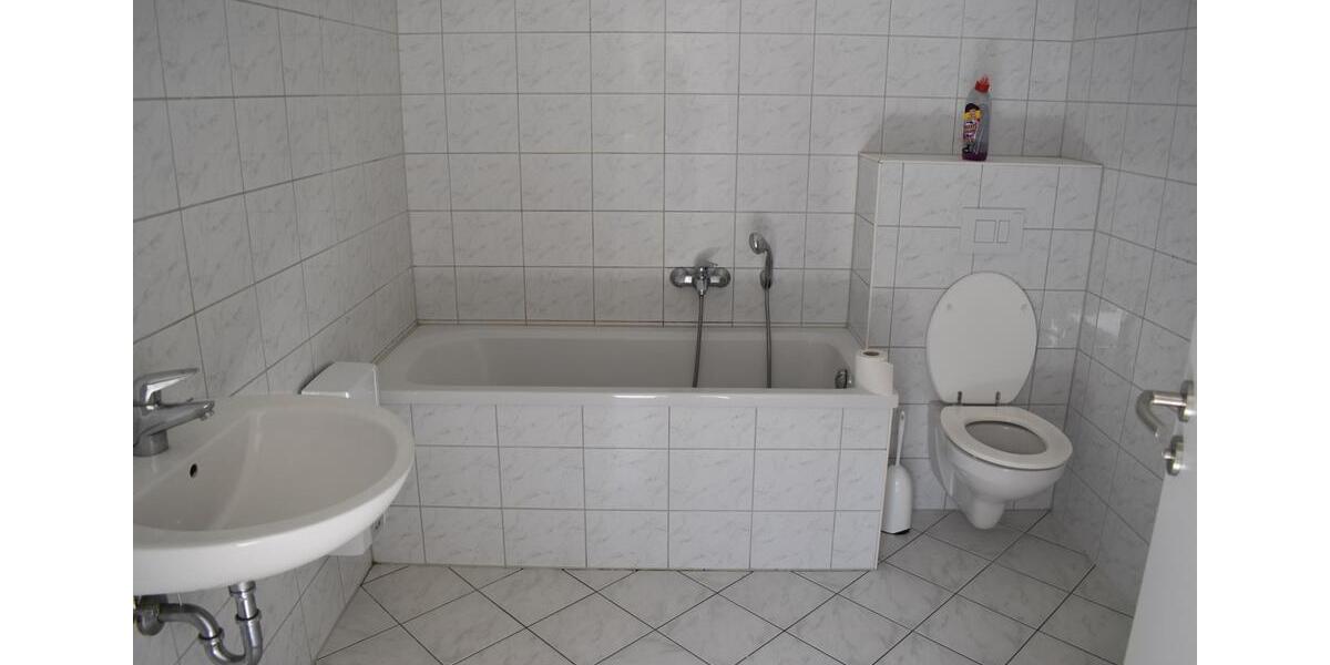 Etagenwohnung Meerane - 3 Zimmer, 82 m&sup2;, 500&euro; | Angebot:26522266