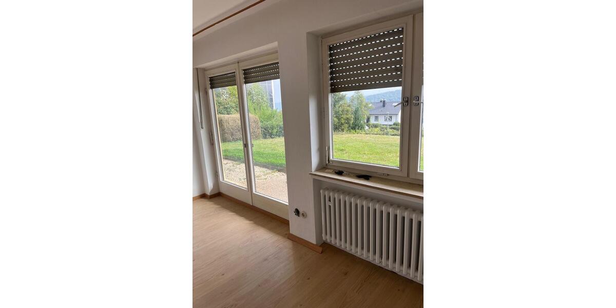 Erdgeschoßwohnung Bad Hersfeld - 2.5 Zimmer, 65 m&sup2;, 600&euro; | Angebot:26049647