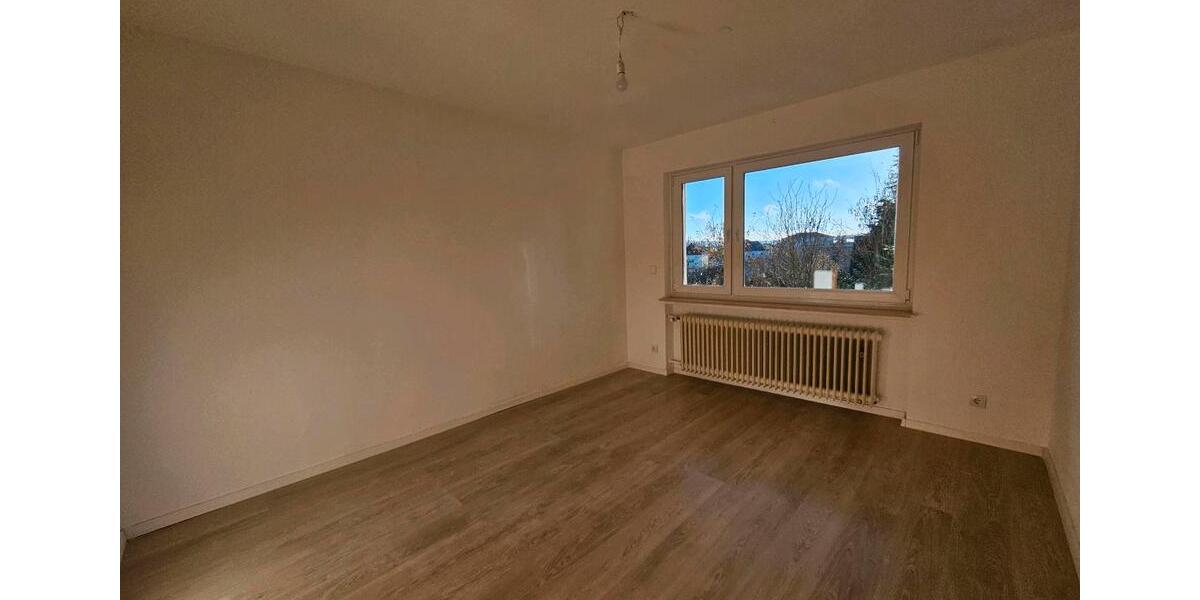 Etagenwohnung Bad Wildungen - 4 Zimmer, 120 m&sup2;, 1.250&euro; | Angebot:24550691