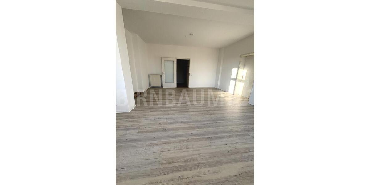 Etagenwohnung Grimmen - 2 Zimmer, 80 m&sup2;, 620&euro; | Angebot:23703378