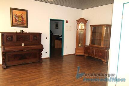 Wohnung Simbach - 5 Zimmer, 180 m&sup2;, 900&euro; | Angebot:25342547