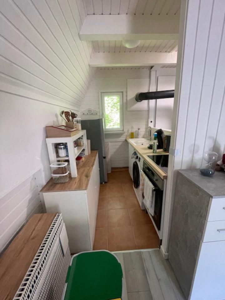 Gemütliches Spitzdach Haus mit Garten am Waldrand