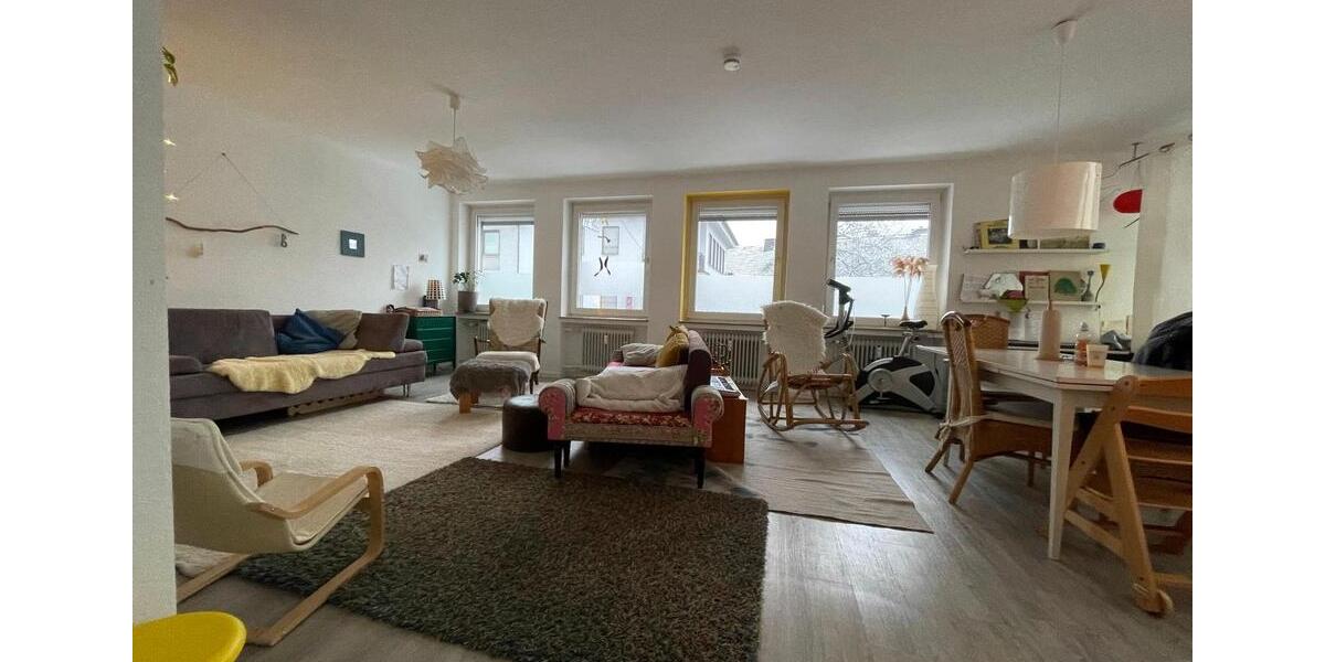 Erdgeschoßwohnung Siegen - 3 Zimmer, 119 m&sup2;, 990&euro; | Angebot:25904651