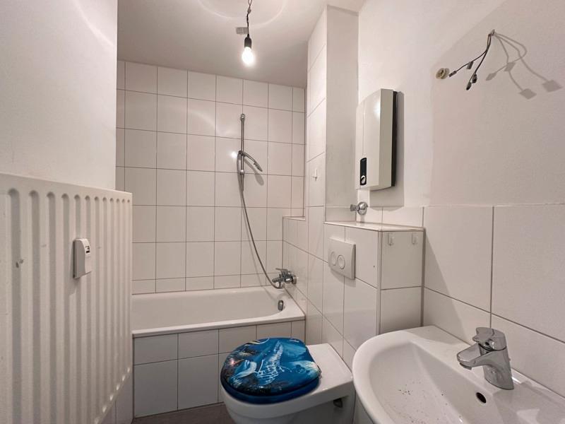 Praktische 2,5-Zimmer-Wohnung mit Balkon! zimmer