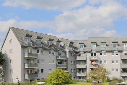 (12536 84) MGN: ruhige 3-ZKB mit sonnigem Balkon zum grünen Innenhof, EBK möglich, Hausmeisterservice inkl.