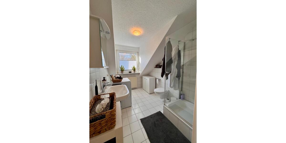 1-Zimmer-Dachgeschosswohnung in Bergisch Gladbach-Hebborn 1 zimmer