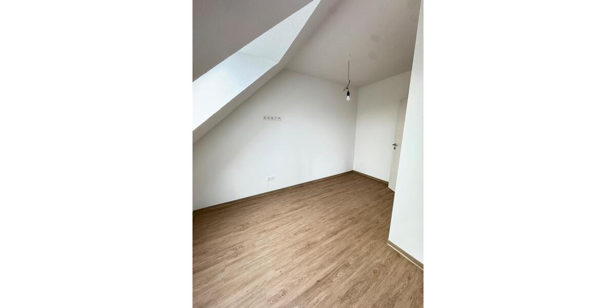 Doppelhaushälfte Lorup - 6 Zimmer, 95 m&sup2;, 885&euro; | Angebot:24945423