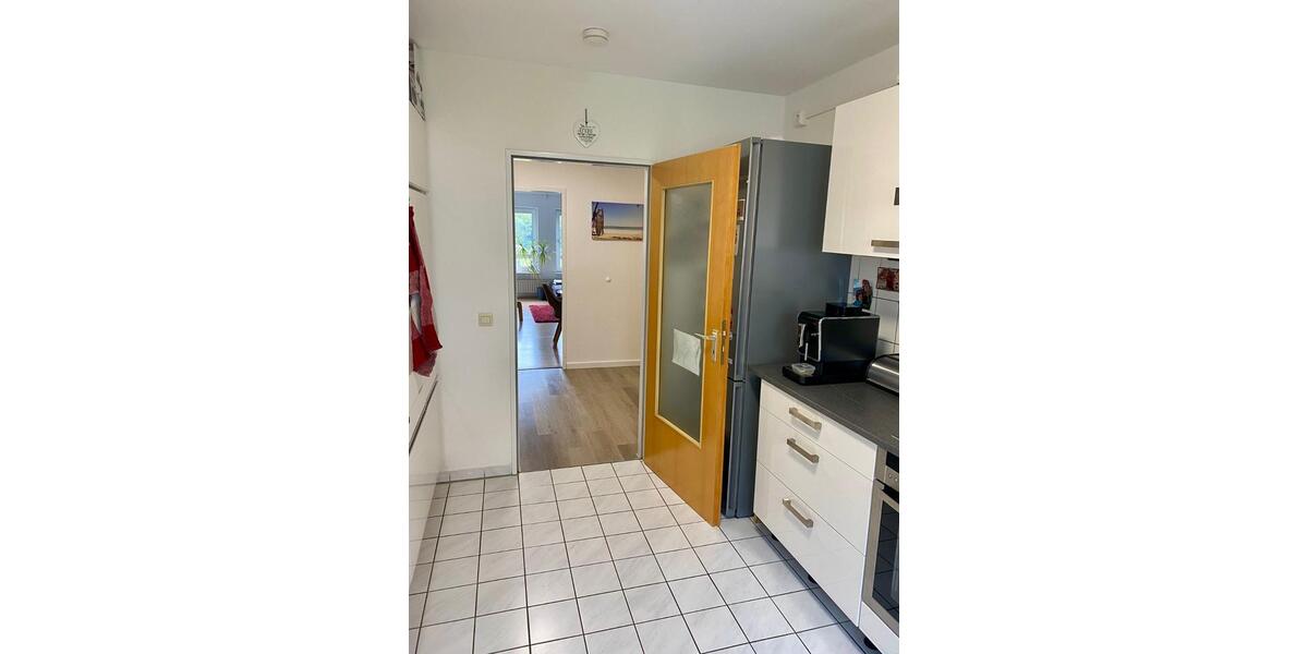 Sonnige 3-Zimmer-Wohnung mit Balkon in Südlage und Enzblick 3 zimmer