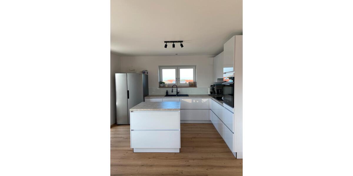 Etagenwohnung Vilshofen an der Donau - 3.5 Zimmer, 95 m&sup2;, 990&euro; | Angebot:26635430