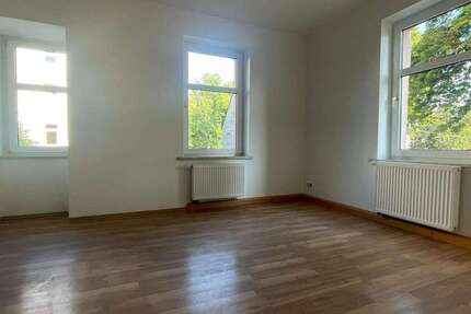 Wohnung Zwönitz - 2 Zimmer, 37 m&sup2;, 300&euro; | Angebot:23742517