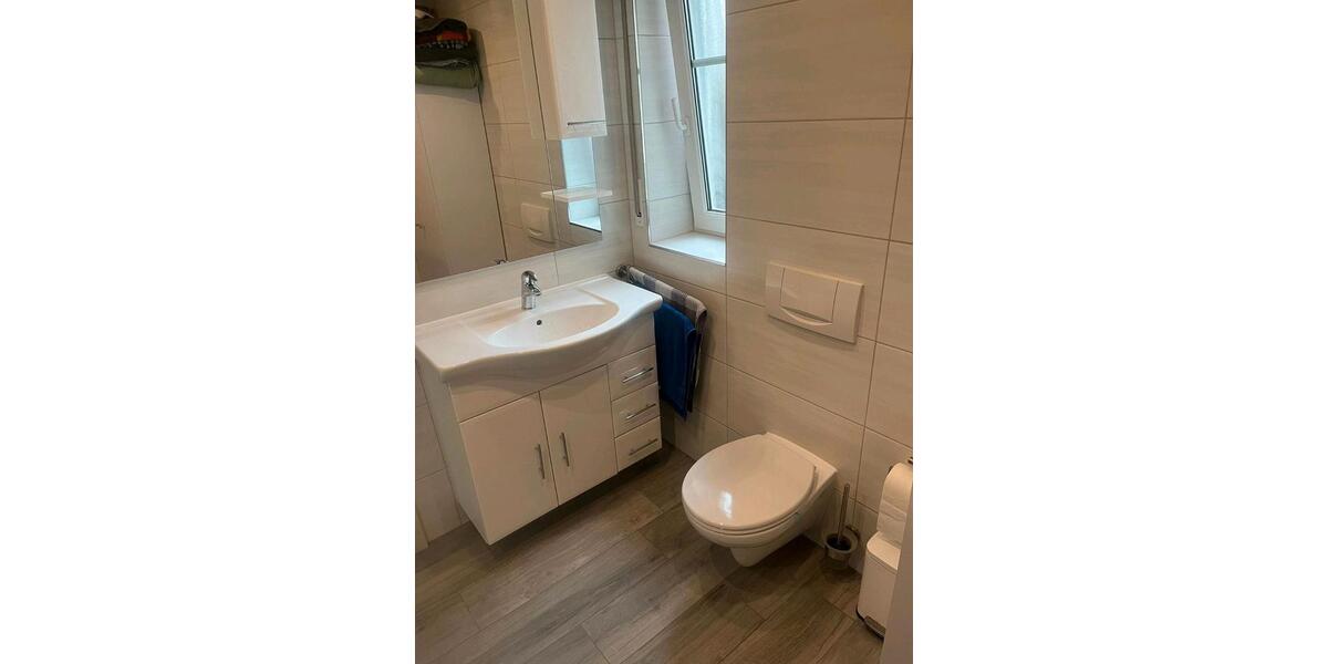 Etagenwohnung Speicher - 2 Zimmer, 70 m&sup2;, 650&euro; | Angebot:26704244