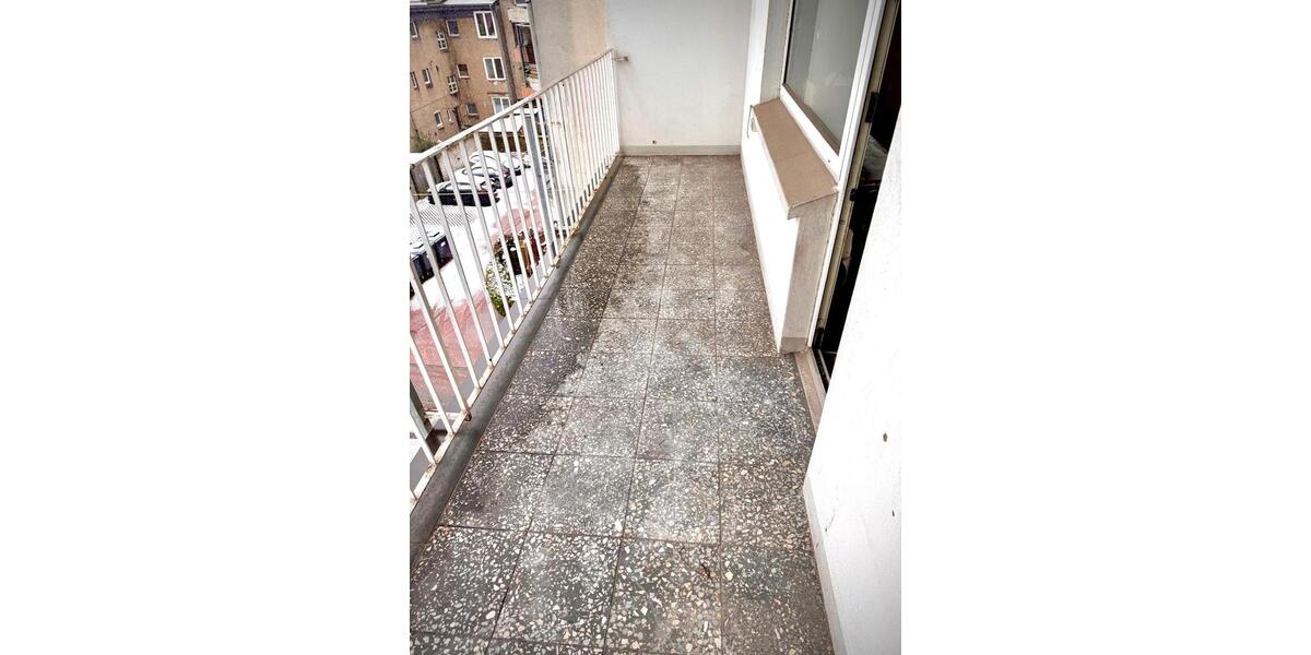 Etagenwohnung Duisburg Rheinhausen - 3 Zimmer, 130 m&sup2;, 900&euro; | Angebot:25131168