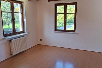 Wohnung Engen - 2 Zimmer, 76 m&sup2;, 690&euro; | Angebot:24525222