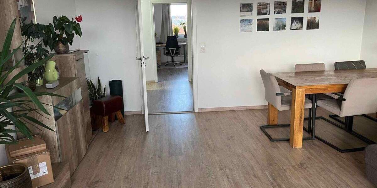 Etagenwohnung Fürth Südstadt - 2 Zimmer, 63 m&sup2;, 700&euro; | Angebot:25107880