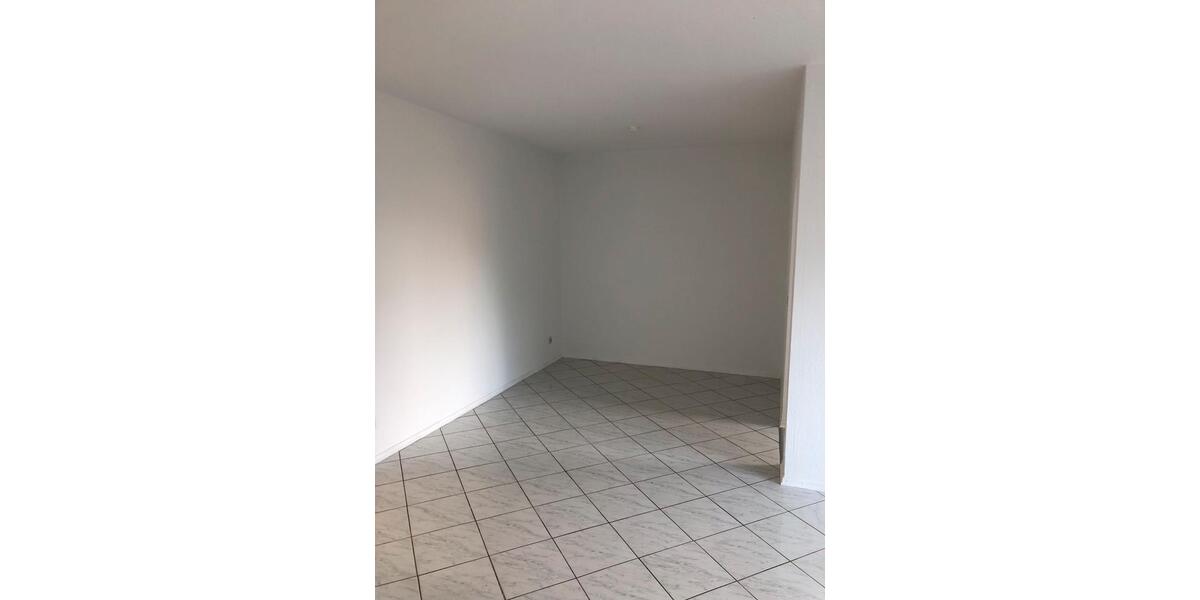 Dachgeschoßwohnung Tönisvorst - 3 Zimmer, 1.400&euro; | Angebot:23202575