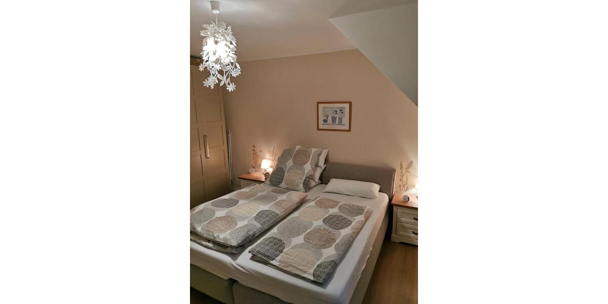 Dachgeschoßwohnung Nauen - 2 Zimmer, 94 m&sup2;, 1.409&euro; | Angebot:25995364