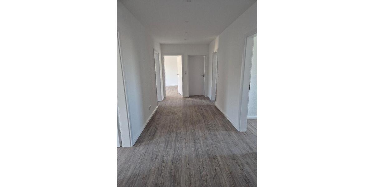 Etagenwohnung Celle Neustadt/Heese - 4 Zimmer, 106 m&sup2;, 1.003&euro; | Angebot:26266475