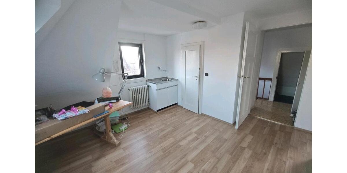 Dachgeschoßwohnung Mainz Gonsenheim - 2 Zimmer, 40 m&sup2;, 750&euro; | Angebot:26049489