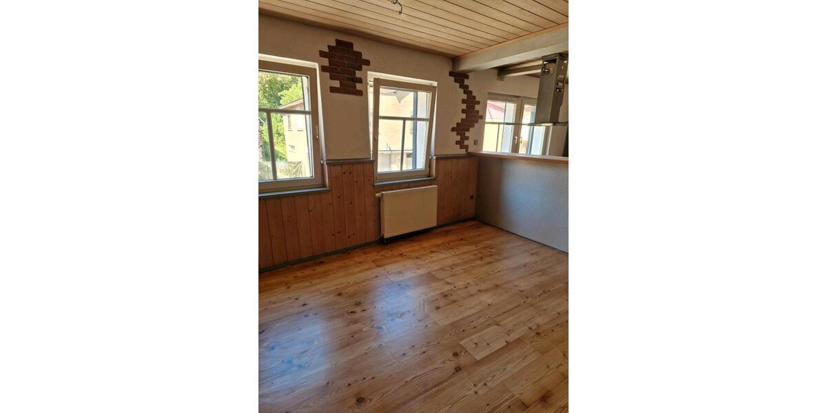 Etagenwohnung Maßbach - 3 Zimmer, 90 m&sup2;, 650&euro; | Angebot:26706067