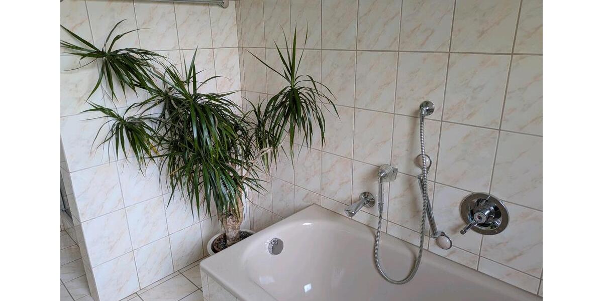 Erdgeschoßwohnung Bad Oeynhausen Dehme - 3 Zimmer, 100 m&sup2;, 1.100&euro; | Angebot:26211026