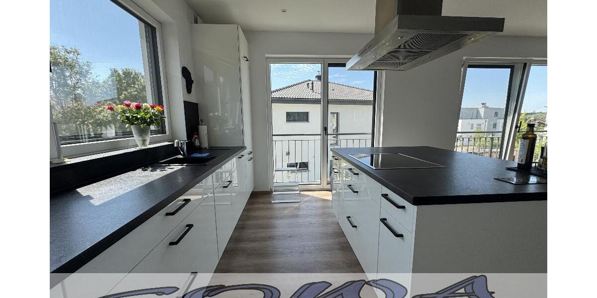 Traumwohnung sucht neue Mieter - 3 Zimmer, offener Wohnbereich, Balkon, hochwertige Einbauküche - Oberhausen - Ein Objekt von Ihrem Immobilienpartner SOWA Immobilien und Finanzen - 3- Oberhausen | Angebot:27225058