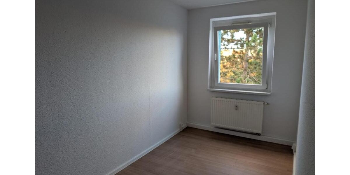 Etagenwohnung Eisenach - 3 Zimmer, 60 m&sup2;, 400&euro; | Angebot:23227138