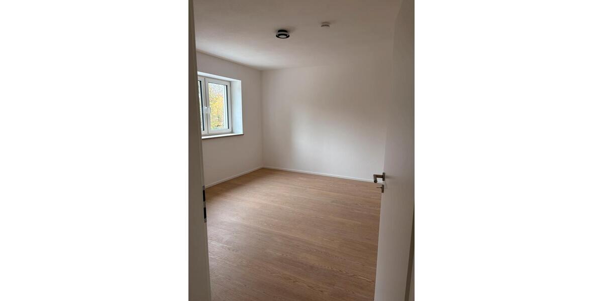 Erdgeschoßwohnung Lauchheim - 3 Zimmer, 105 m&sup2;, 1.250&euro; | Angebot:24685784