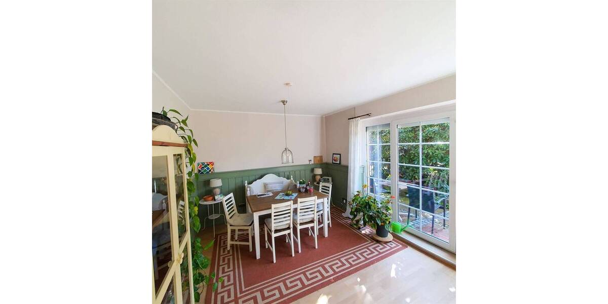 Etagenwohnung Husum Schessinghausen - 3 Zimmer, 112 m&sup2;, 600&euro; | Angebot:25996193