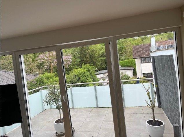 Bad Kreuznach-WEST: moderne, helle, großzügige 3-Zimmerwohnung, mit Balkon und Blick ins Grüne